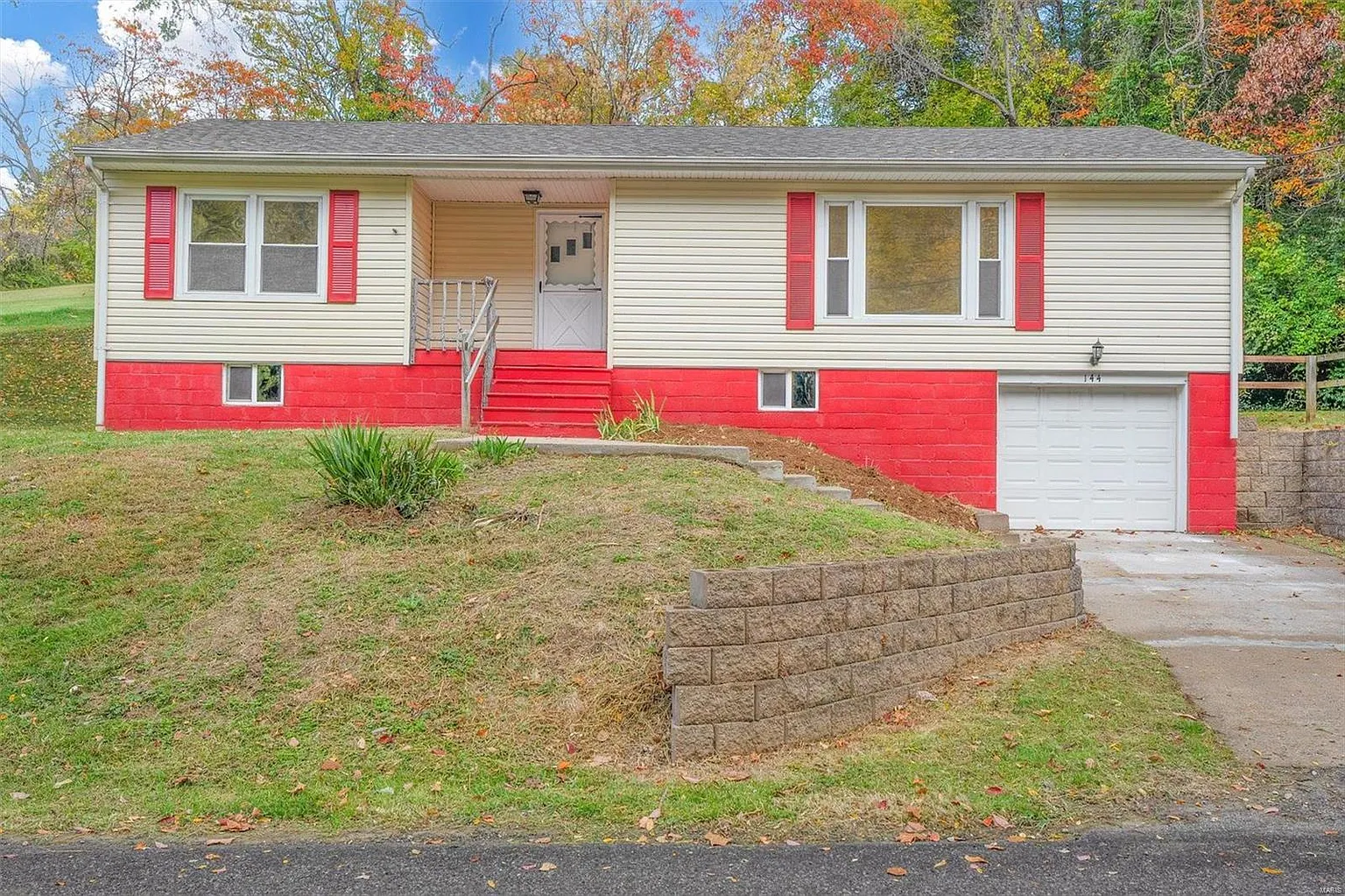 144 Belmont Rd photo 1