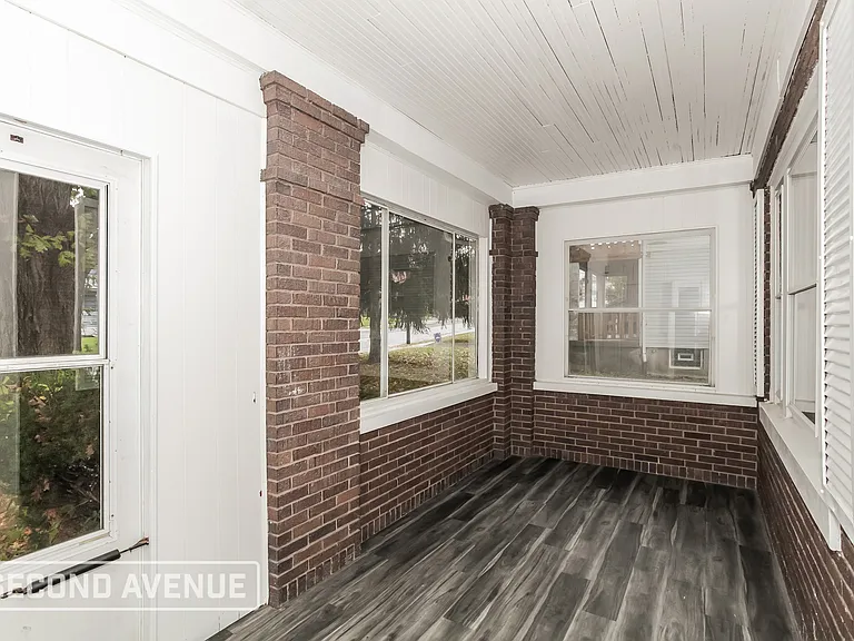3302 Broadwell Ave — Photo 9
