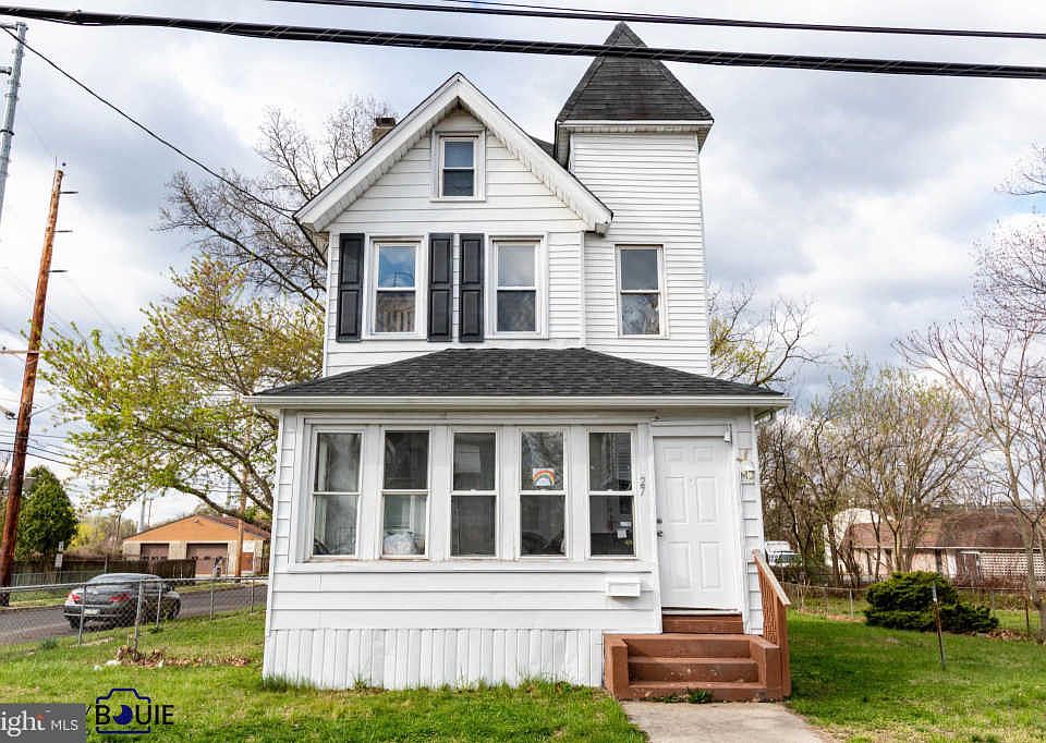 1st image of 27 Dare St