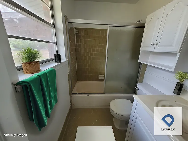 6205 Pinebrook Dr — Photo 2