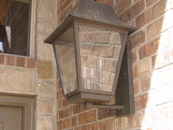 5th image of 614 N 2nd St
