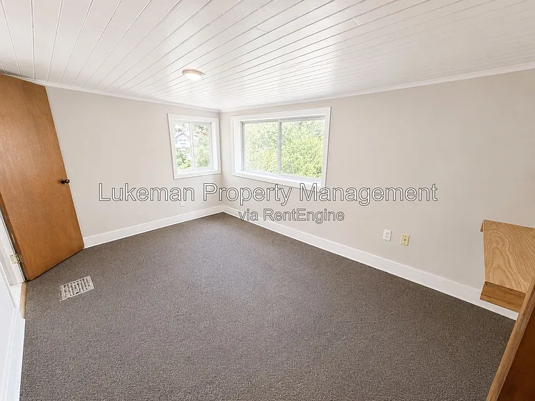 415 Davis St #4 — Photo 5