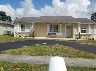 7807 SW 6th St, Pompano Beach, FL 33068