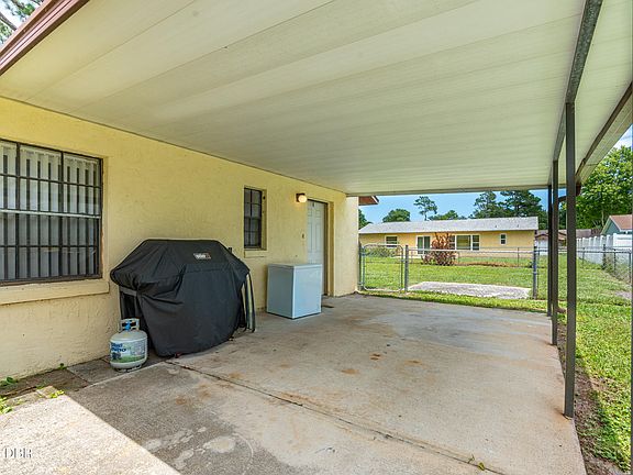 2nd image of 221 Cherrywood Ln