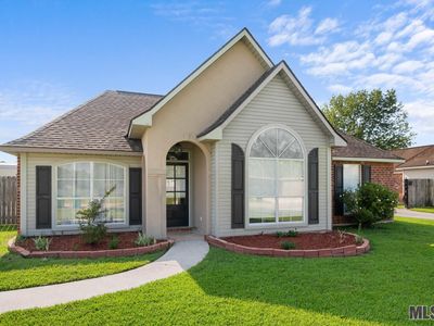 24594 Rolling Meadow Dr, Denham Springs, LA, 70726