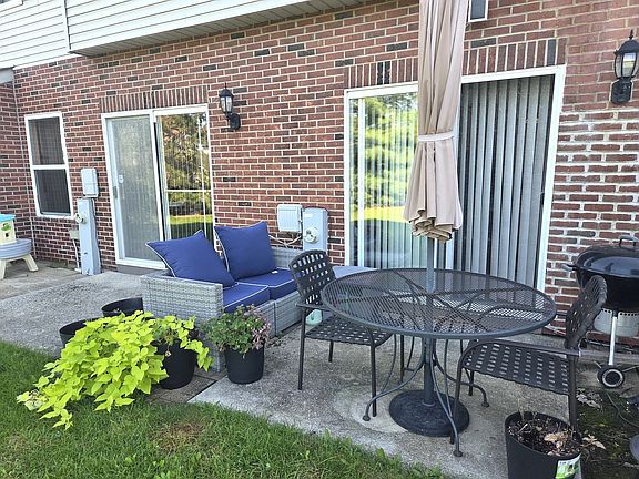 5th image of 916 Berry Path Trl