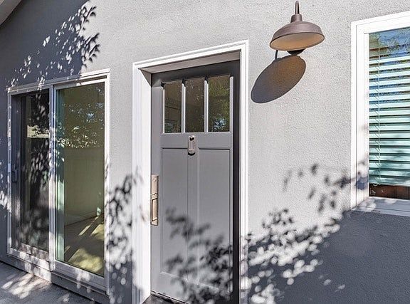 2nd image of 467 Mayellen Ave #2