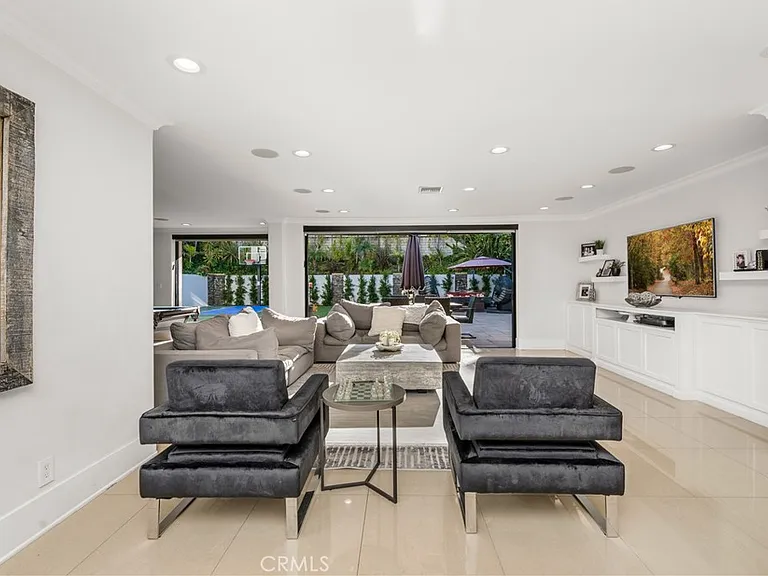 3677 Eddingham Ave — Photo 10
