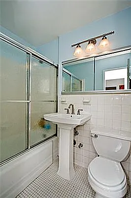 Sold by Fenwick Keats Real Estate | media 7