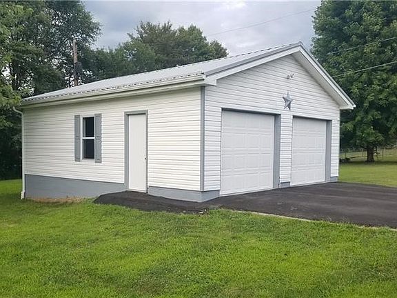 2nd image of 166 Pellegrene Dr