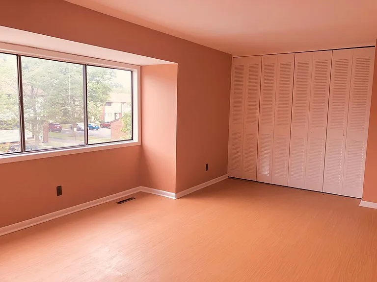 63 Covington Dr — Photo 14