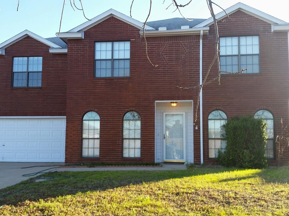 1st image of 1306 Bristol Dr
