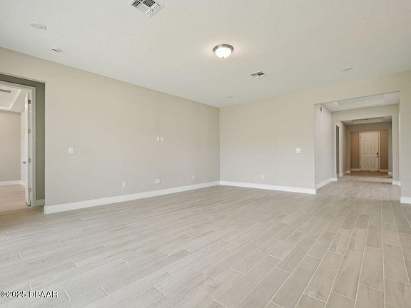 5th image of 3136 Firethorn Cir