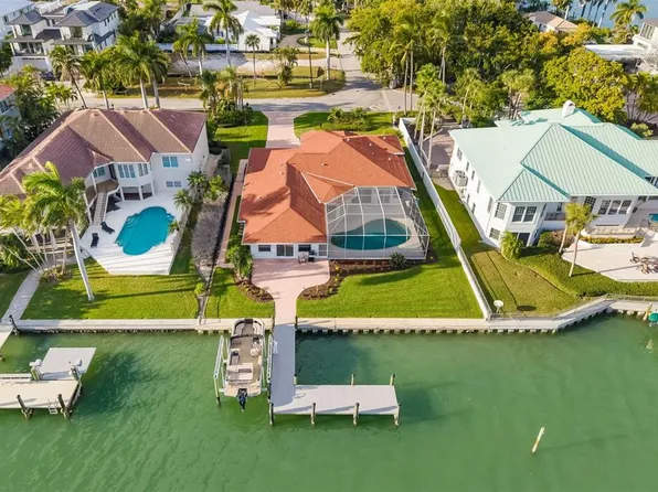 480 Cleveland Dr, Sarasota, FL 34236