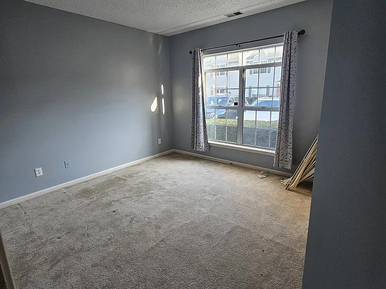 5110 Cypress Point Cir #102 — Photo 18