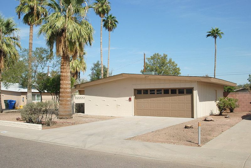 1st image of 6807 N 30th Dr