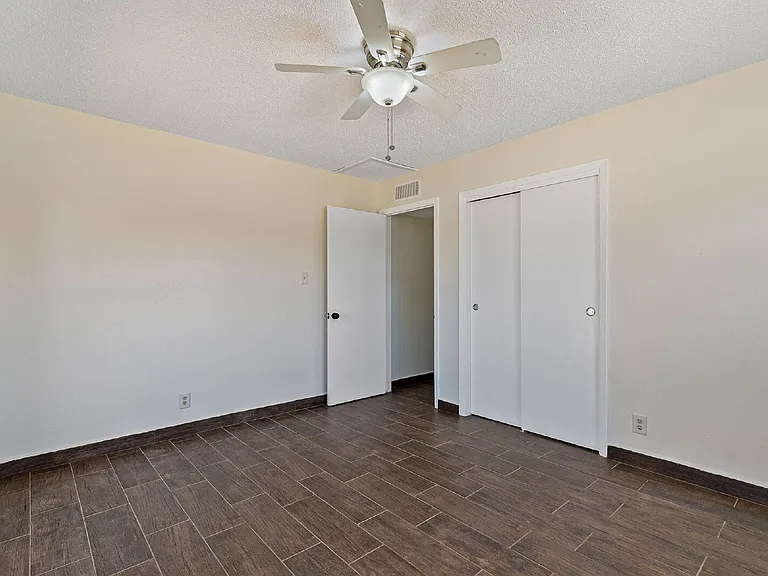 2608 Dan Sikes Dr — Photo 15
