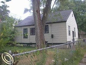 5th image of 21256 Lyndon St