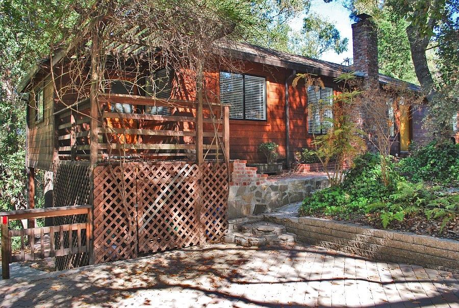 1st image of 22628 Valley View Dr #A