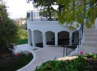 280 Loma Media Rd, Santa Barbara, CA 93103