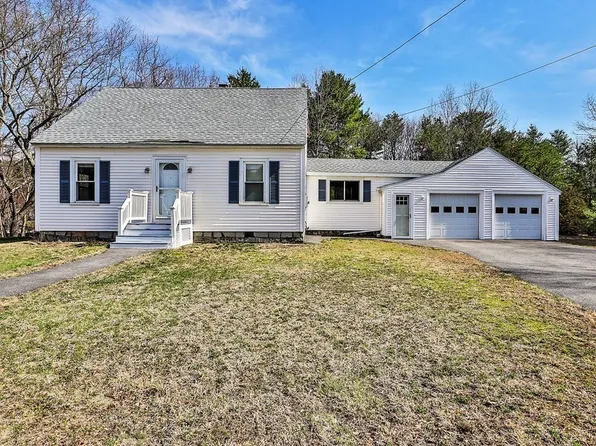 54 Meadowbrook Rd, North Chelmsford, MA 01863