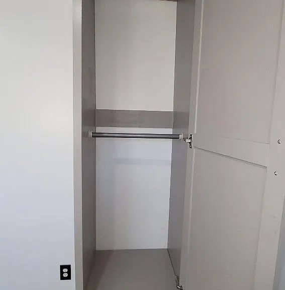 701 W 42nd St #1/2 — Photo 9