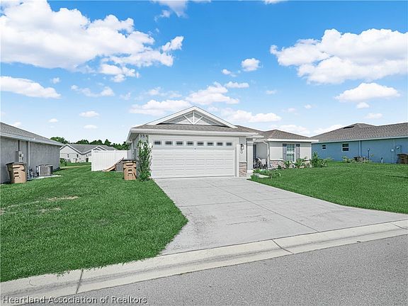 2nd image of 354 Hidden Creek Cir
