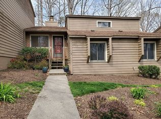 1716 Foxcreek Cir, Henrico, VA 23238