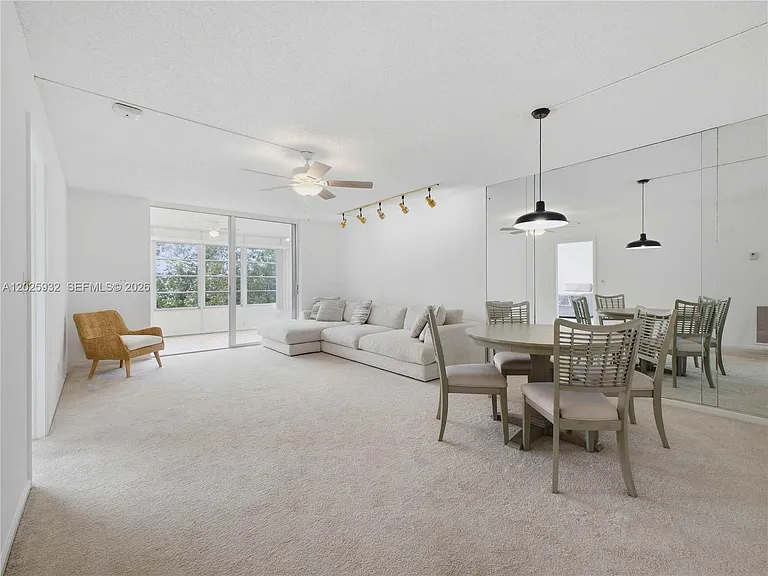 14623 Bonaire Blvd #405 — Photo 12