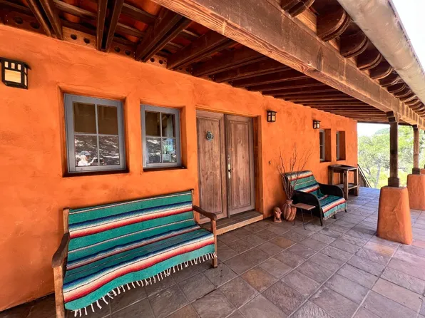 4555 Paul Sweet Rd, Santa Cruz, CA 95065