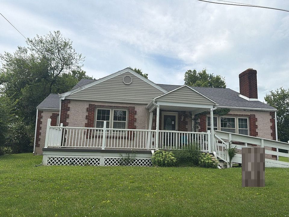 1st image of 323 Saint Paul Ave