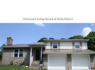113 Hidden Valley Dr, Scott Depot, WV 25560