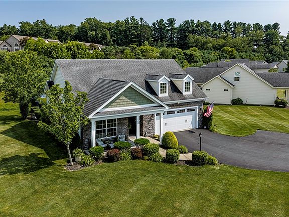 3rd image of 159 Silver Oak Dr