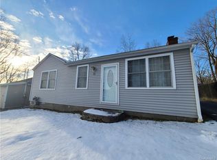 10 Carrie Ln, Middletown, NY 10940