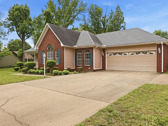 4th image of 505 Brandon Dr