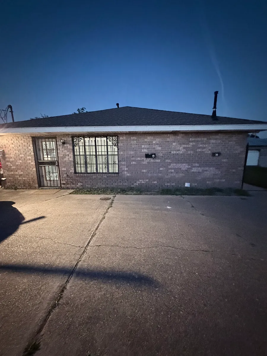 Building Photo - 523 Ames Blvd #A