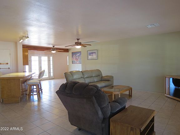 3rd image of 10719 W Tropicana Cir