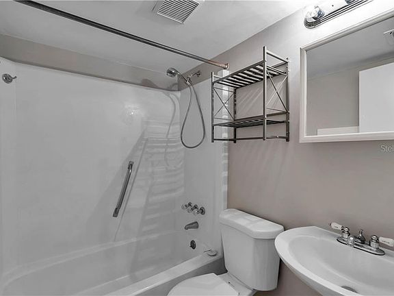 5th image of 6709 S Himes Ave