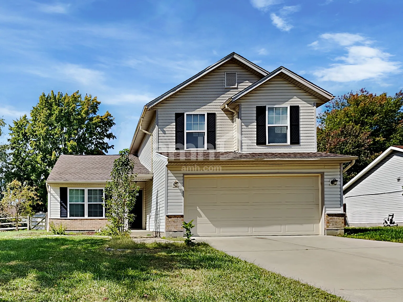 3 bed, 2.5 bath, 1632 sqft, $2,295 — Photo 1