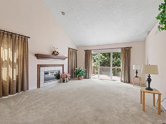 2nd image of 1 Cornell Ct