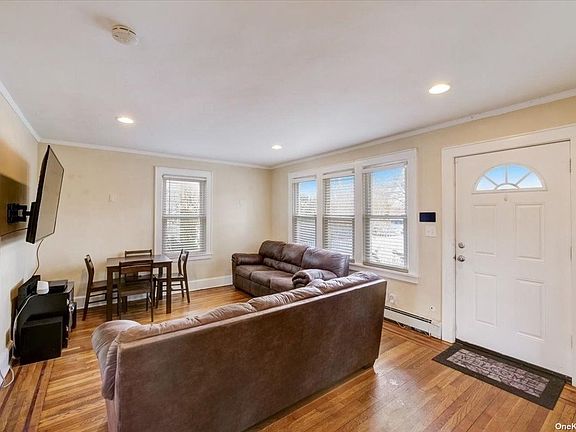 4th image of 55 Lafayette Ave