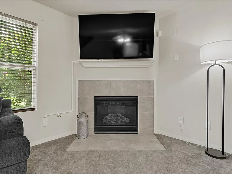 15826 Sheldon Ridge Way — Photo 5