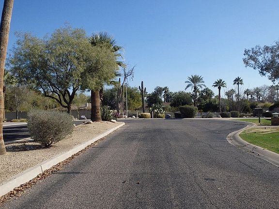 4th image of 203 W Sonoma Dr