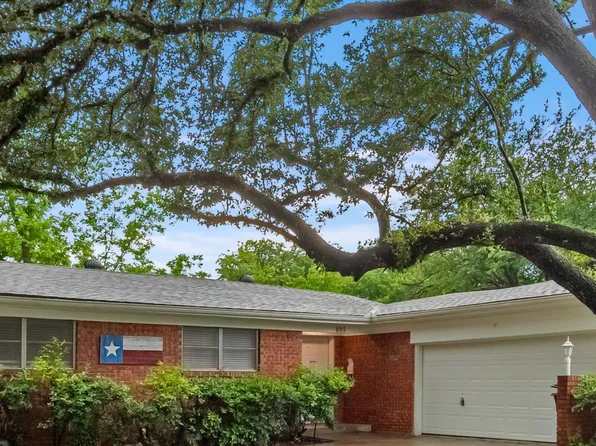 805 N Douglas Ave, Cleburne, TX 76033