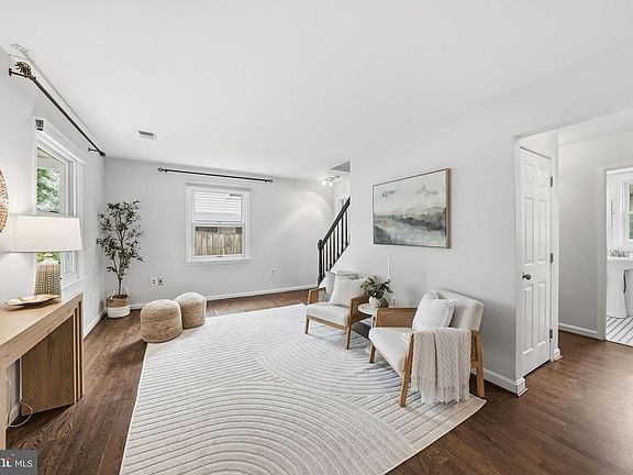4th image of 3008 Findley Rd