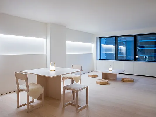 Sold by Minimal City | media 17