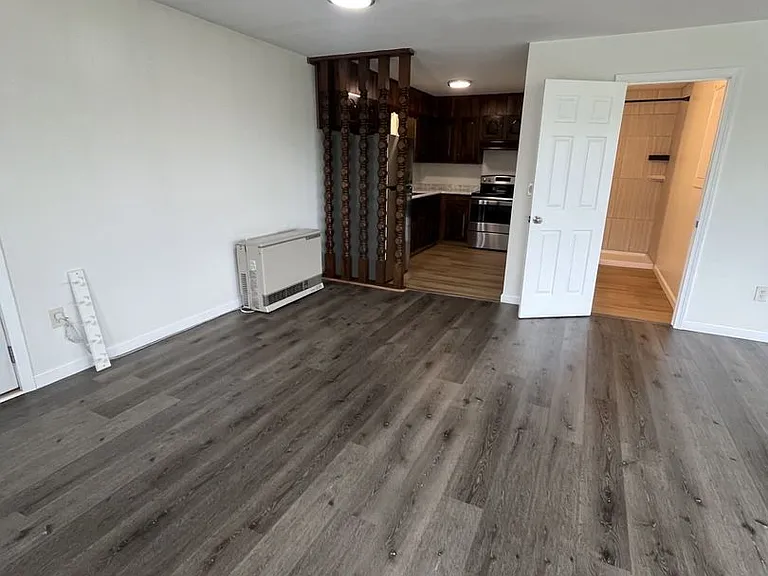 820 Gray Rd — Photo 5