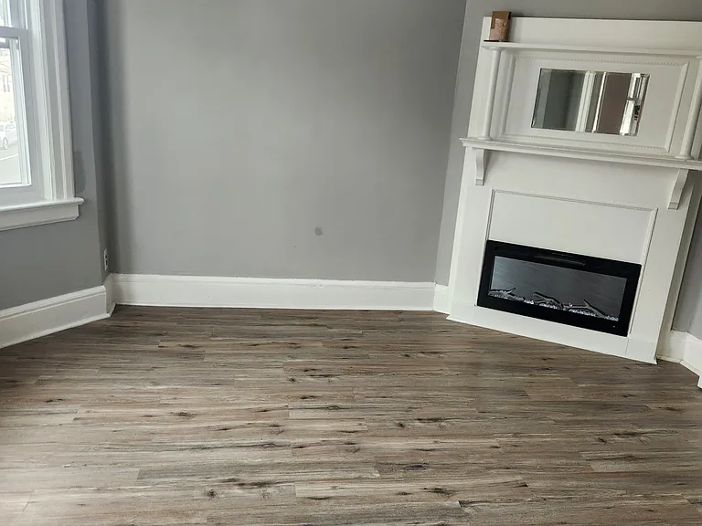 269 S 19th St #2 — Photo 3