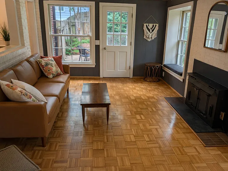 1249 Wedgewood Dr — Photo 3
