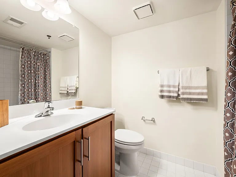 Chaddwell Apartments — Photo 10